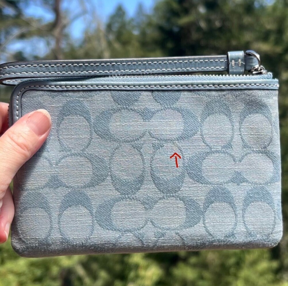 Coach Signature Jacquard Blue Chambray Wristlet Wallet Clutch Gold Hardware - Picture 12 of 12